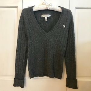 *SOLD* Abercrombie & Fitch Gray V Neck Sweater